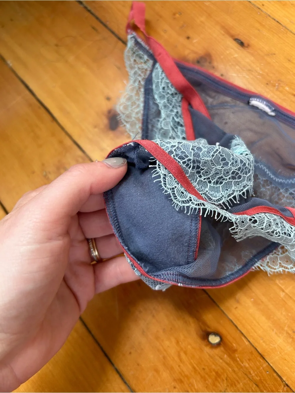 ☀️3/$25 Victoria's Secret Dream Angels Itsy Panty Lace Blue/rust Small